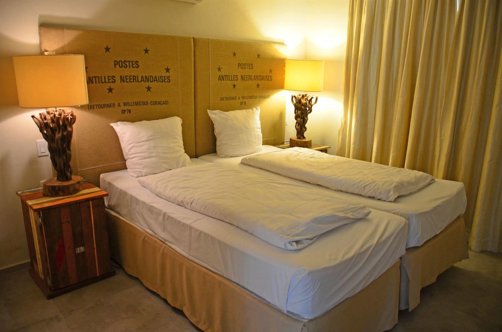 Dolphin Suites & Wellness Curacao Βίλλεμσταντ Εξωτερικό φωτογραφία